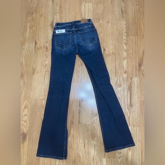 BKE ANDI - Picture 7 of 7